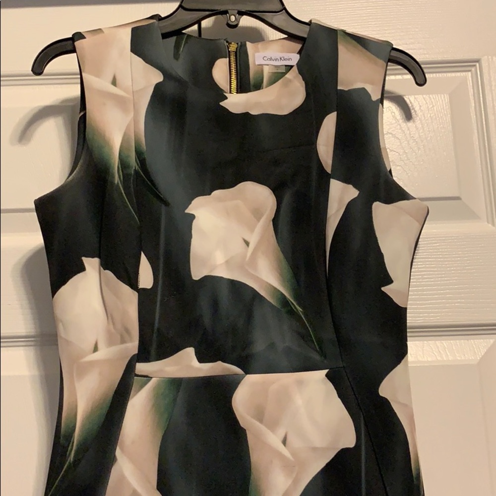 Beautiful and classy Calvin Klein dress
